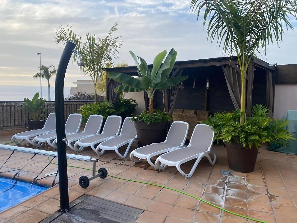 Self Catering Luxury Villa In The Beautiful Area Of Puerto Santiago Tenerife With 5 Bedrooms 2 Sofabeds For Up To 10 Guests Private Swimming Pool And Many Other Activities To Entertain The Family Secure Parking For 2 Cars And Disabled Access Througho Puerto de Santiago