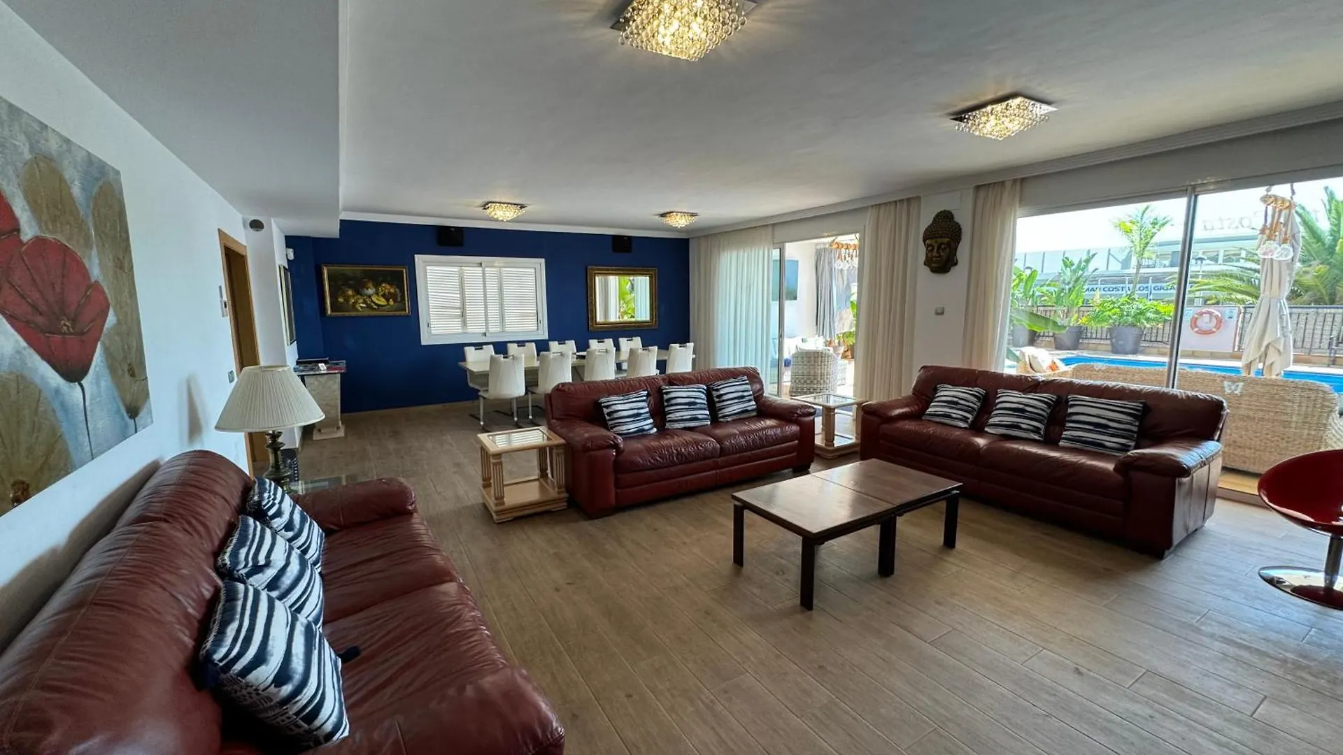 Villa Puerto Santiago: Luxury 5-Bedroom with Pool and Disabled Access Puerto de Santiago